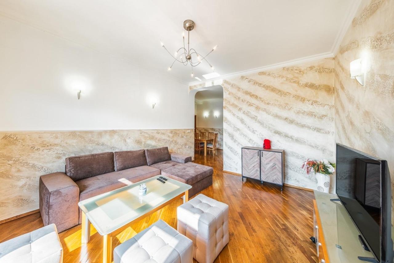 Life Apartament *